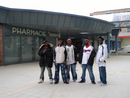 GROUPE DE 976